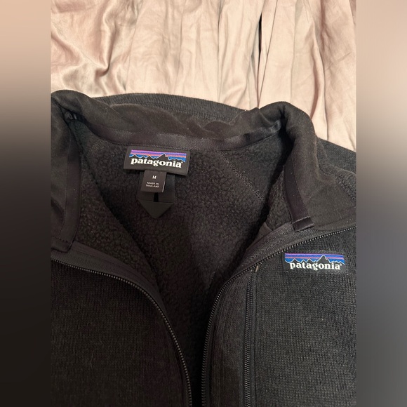 Women’s Patagonia Quarter Zip - Picture 2 of 2